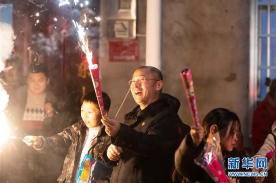 ���´��߻��㣩��1����ƶ�ӳ����Ҽҹ�����