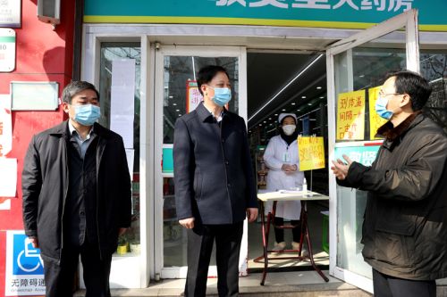黃曉武書記調研新冠肺炎確診病例家庭密切接觸者定點隔離工作-岳建文 攝 (3)
