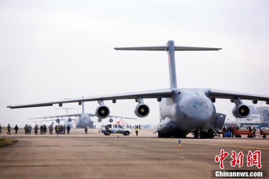 中国国産大型輸送機「運-20」が戦争以外の軍事作戦に初参加　 