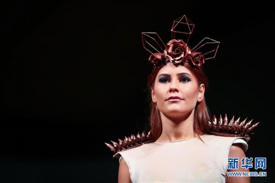 �����ʣ���3�����߽첼³�����ɿ���ɳ����Ļ