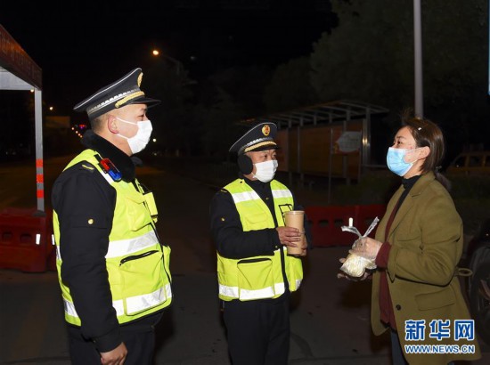 （聚焦疫情防控·圖片故事）（6）愛心面點  傳遞溫情