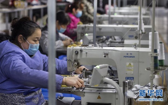 ���۽�������أ���3������ƽ������������뾭�÷�չ����ץ