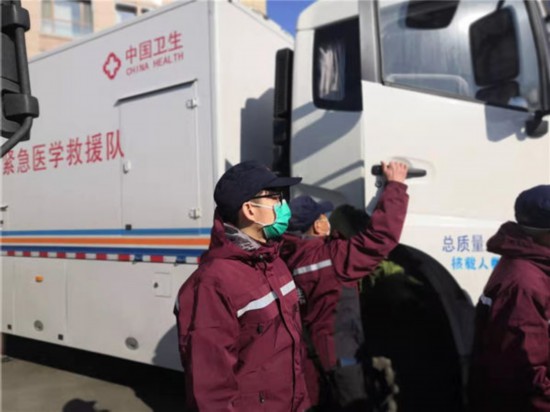 “自驾”奔赴湖北.jpg
