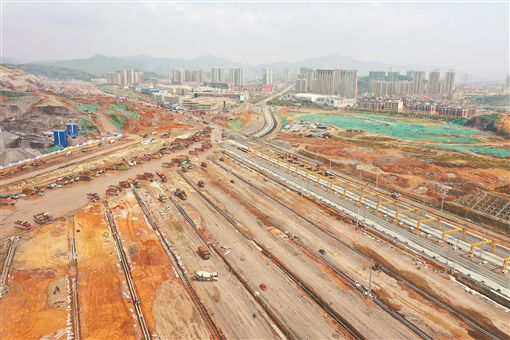 怀化西编组站建设进展顺利