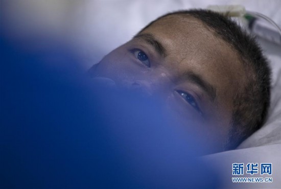 （聚焦疫情防控）（10）危重症患者老胡的肺復蘇了