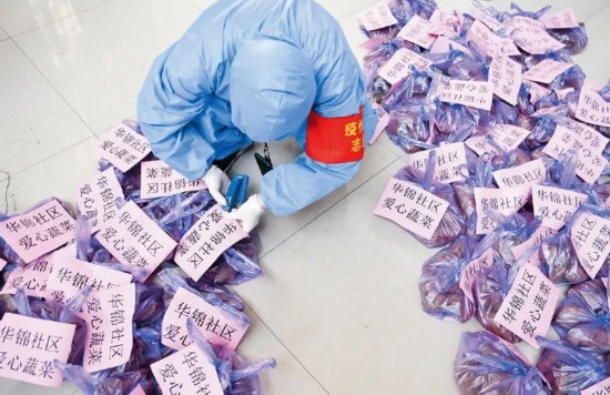 联合国志愿人员组织官员为何点赞中国战“疫”志愿者?