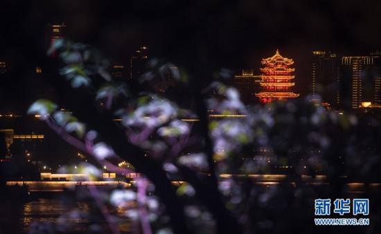 ���۽�������أ���3���ƺ�¥ҹ��