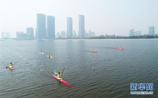 （體育）（2）中國賽艇隊、皮劃艇隊轉場日照備戰奧運