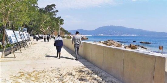 深圳首个生态海堤示范段开园