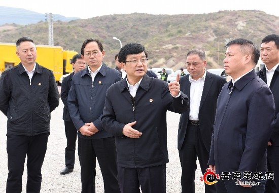 州委书记杨斌宣布楚雄市楚雄川至电子材料有限公司半导体材料建设项目