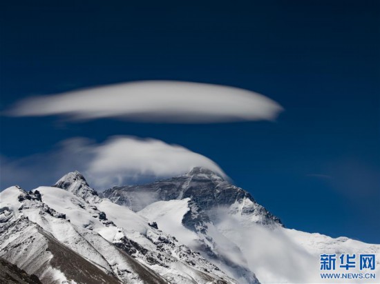 （2020珠峰高程測量·新華視界）（19）看珠峰雲卷雲舒 觀巔峰千姿百態