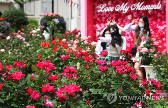 ����������԰�ʻ�ŭ�š��������ˡ���ͼ����2��