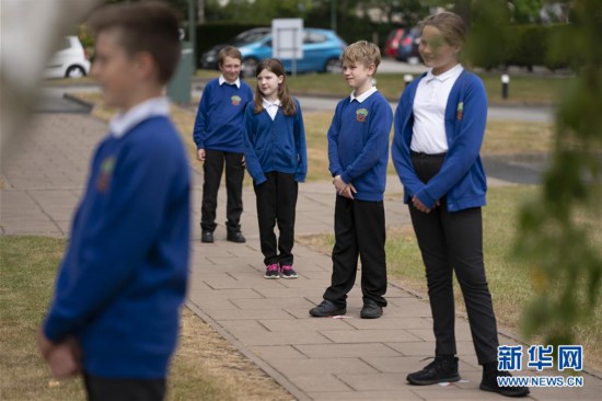 ���������飩��5���߽����ε�Ӣ����Сѧ