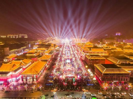 同为城市金街大唐不夜城对泉城路有何借鉴