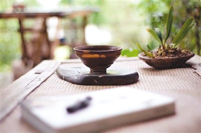 图书零售价格该不该规范？