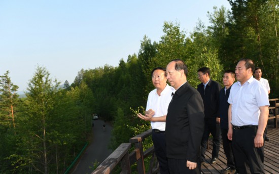 自治区党委书记,人大常委会主任石泰峰深入额尔古纳市,根河市,陈巴尔