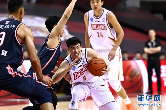 ����������4�����򡪡�CBA�����ڶ��׶Σ��㽭��������ӭս�㶫��ݸ����