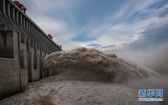 （防汛抗洪）（2）三峽入庫流量超過建庫以來最大值