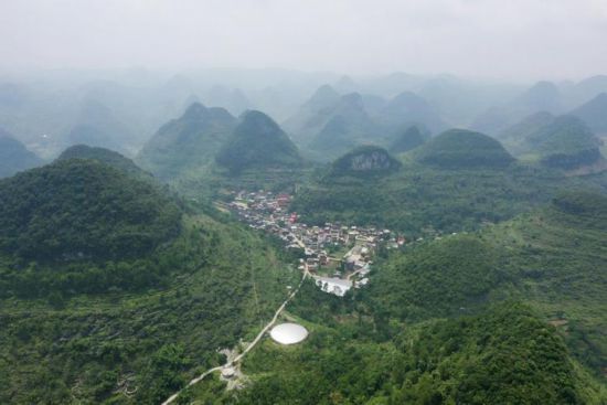 大石山區建水櫃，廣西這個縣告別“望天水”