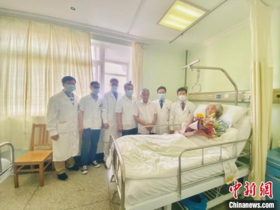 �Ϻ�ר�ҳɹ�Ϊ������������ɹ�������105�갢�ų�Ժ