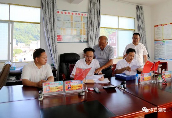 县委书记周春涌到新街镇,黄关镇调研