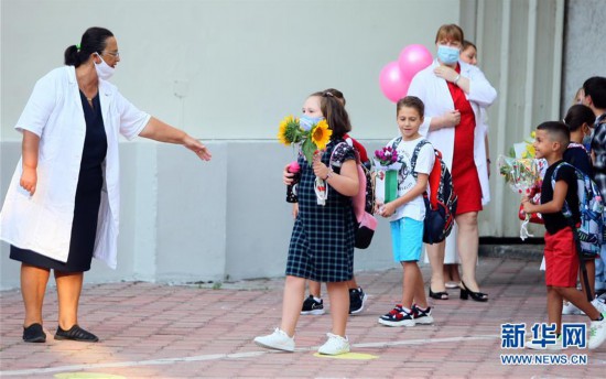 （國際）（5）阿爾巴尼亞中小學新學年開學