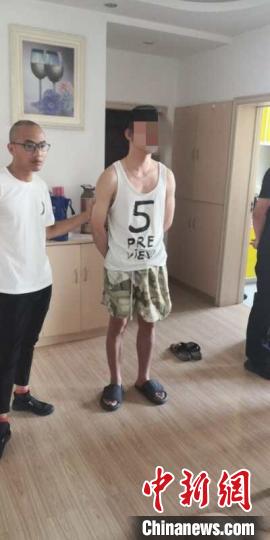 抓捕犯罪嫌疑人 莫國強 攝
