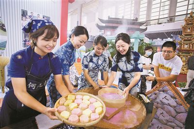 手工糕点香飘展馆