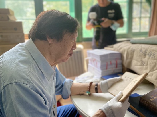 谁说作家不能写出两种审美语言呢？