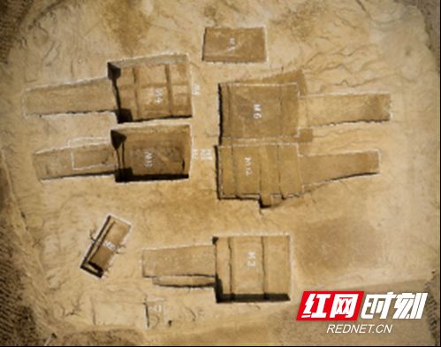 常德南坪古墓D19發掘現場航拍圖_副本.png