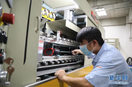 (新华全媒头条·图文互动)(7)大美中国看活力——来自国庆黄金周的一线观察