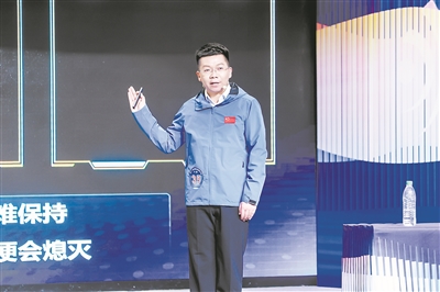 刘逸博在第十一届全国科普讲解大赛现场。受访者供图