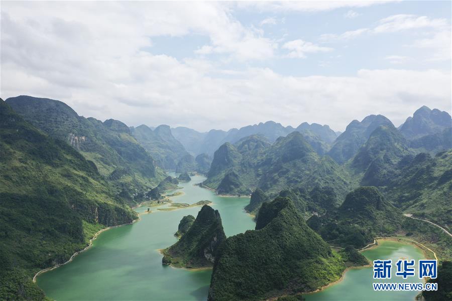 （環境）（2）飛閱凌雲浩坤湖