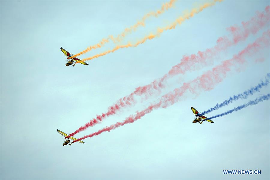 CHINA-SHANXI-TAIYUAN-AVIATION SHOW-AEROBATICS (CN)