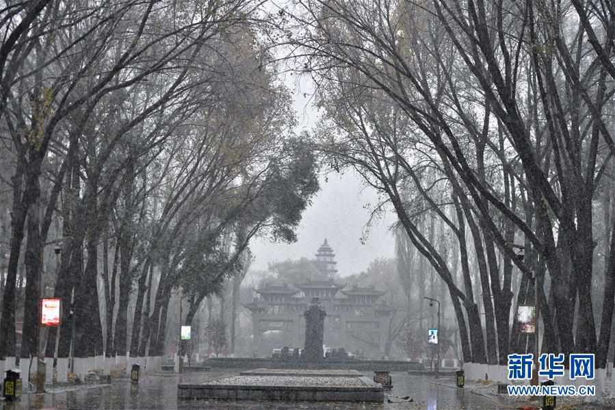 （環境）（3）青海西寧迎來降雪