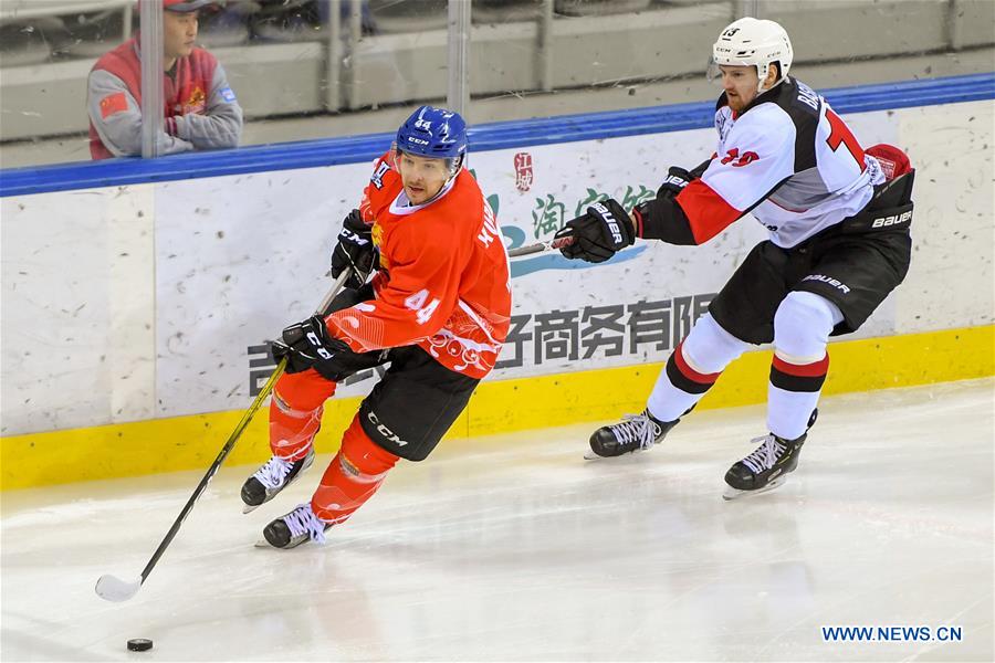 (SP)CHINA-JILIN CITY-ICE HOCKEY-SILK ROAD SUPREME HOCKEY LEAGUE-TSEN TOU VS HC TAMBOV (CN)