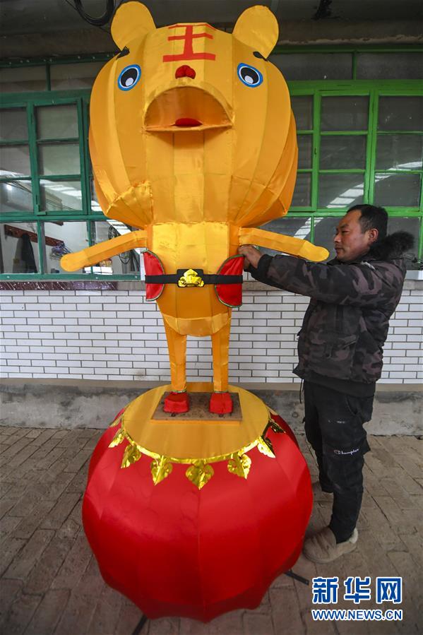 （經濟）（5）河北永清：扎燈籠 迎新年