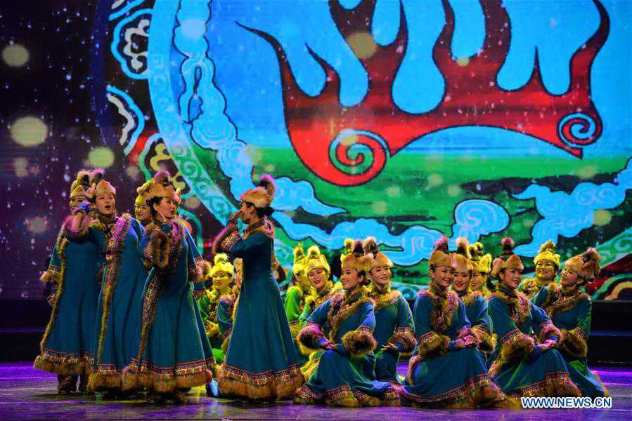 CHINA-INNER MONGOLIA-HULUN BUIR-WINTER GAME-GALA PERFORMANCE (CN)