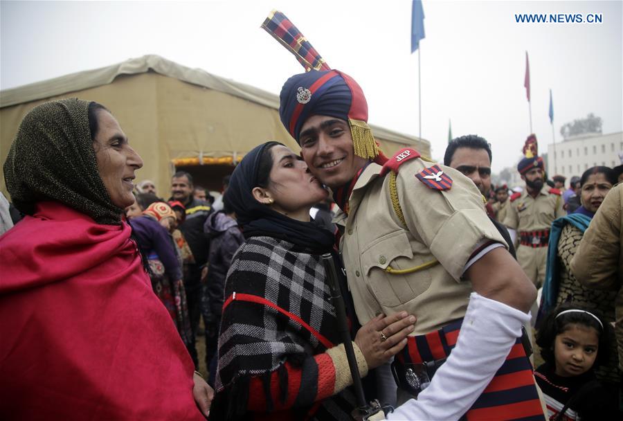 KASHMIR-JAMMU-POLICE-PARADE