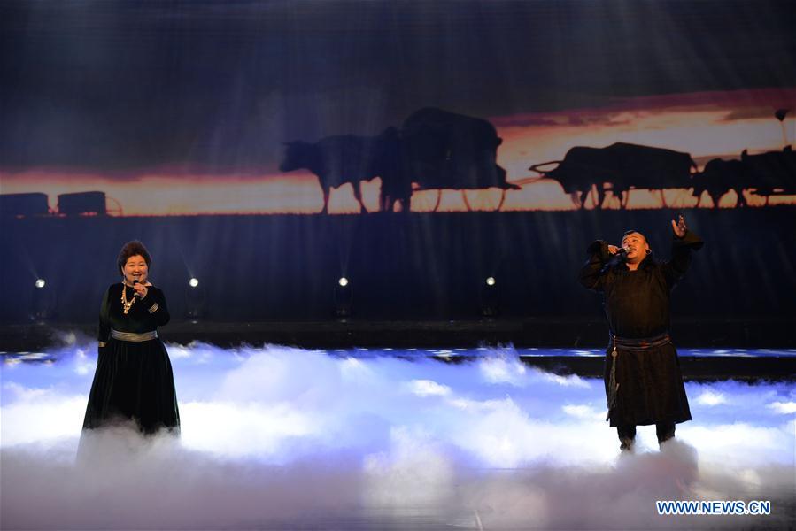 CHINA-INNER MONGOLIA-HULUN BUIR-WINTER GAME-GALA PERFORMANCE (CN)