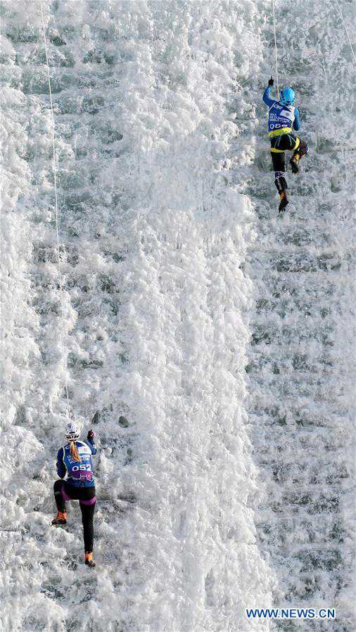 (SP)CHINA-CHANGCHUN-ICE CLIMBING-UIAA WORLD CUP(CN)