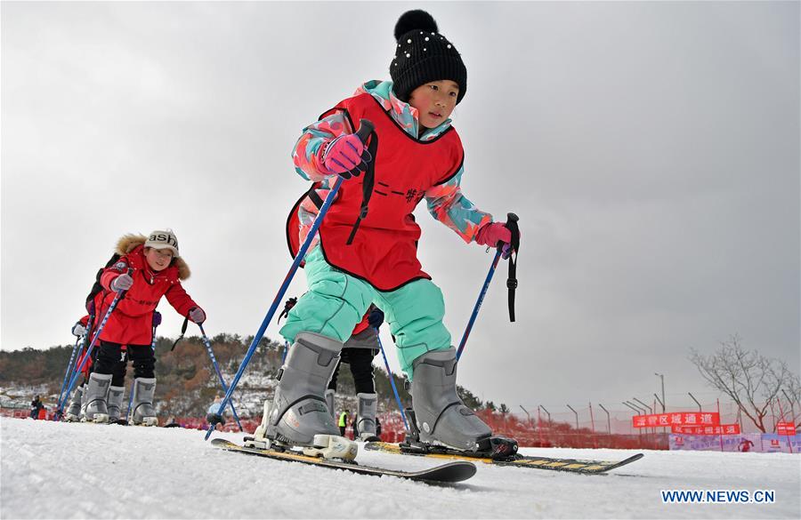 #CHINA-WINTER-OUTDOORS-FUN (CN)