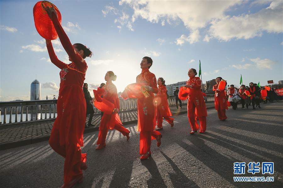 �����ʣ���2������ʱ�ٰ조���ִ��ڡ�ũ��������ף�