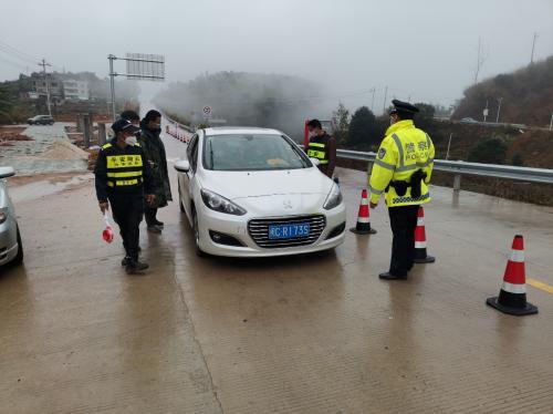 在实战中锻造“让党委放心、让群众满意”的公安铁军