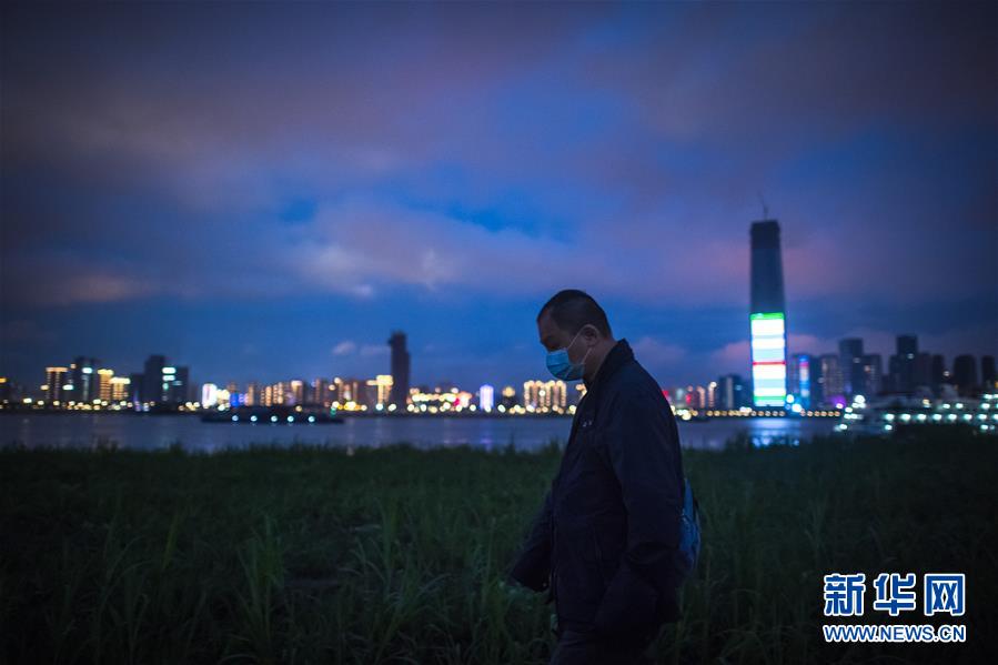 ���۽�������أ���2���人����̲ҹɫ���� �����𲽸�ԭ