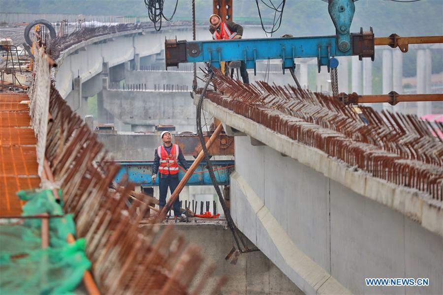 CHINA-GUIZHOU-ANSHUN-EXPRESSWAY-CONSTRUCTION-RESUME (CN)