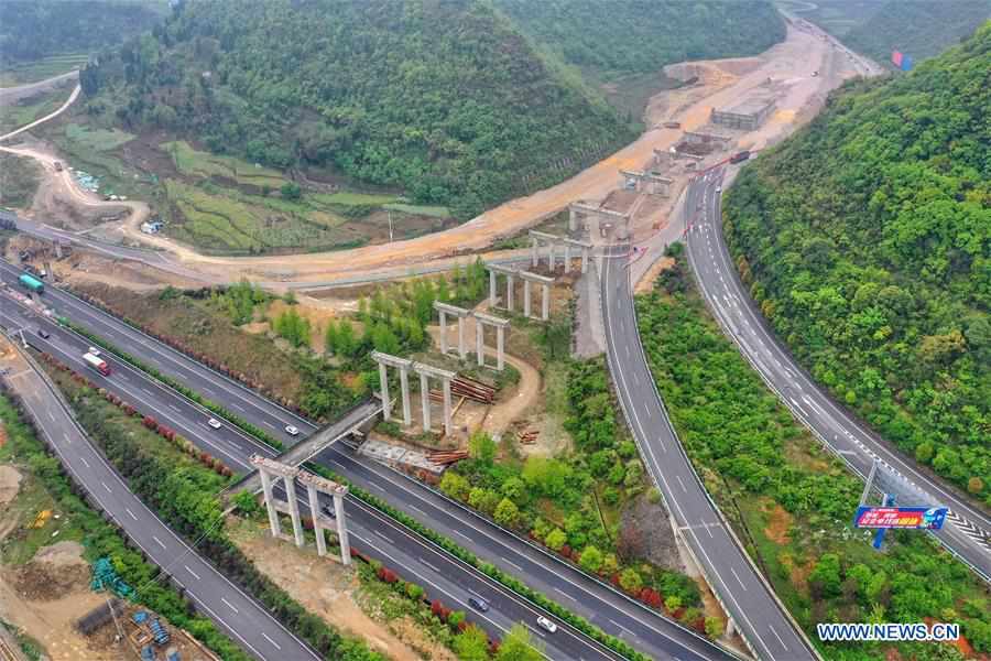 CHINA-GUIZHOU-ANSHUN-EXPRESSWAY-CONSTRUCTION-RESUME (CN)