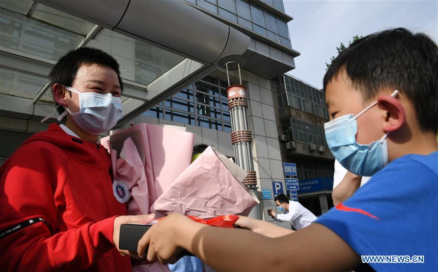 CHINA-XI'AN-MEDICAL TEAM-FAMILY REUNION (CN)