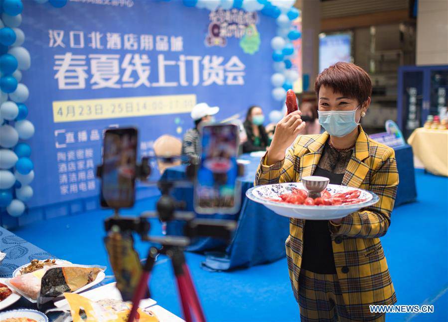 CHINA-HUBEI-WUHAN-MARKETPLACE-LIVE BROADCAST (CN)