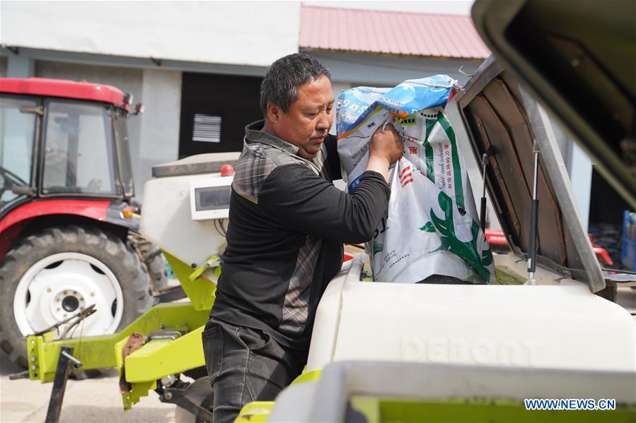 CHINA-JILIN-CROPS PLOUGHING, SOWING AND HARVESTING-MECHANIZATION (CN)